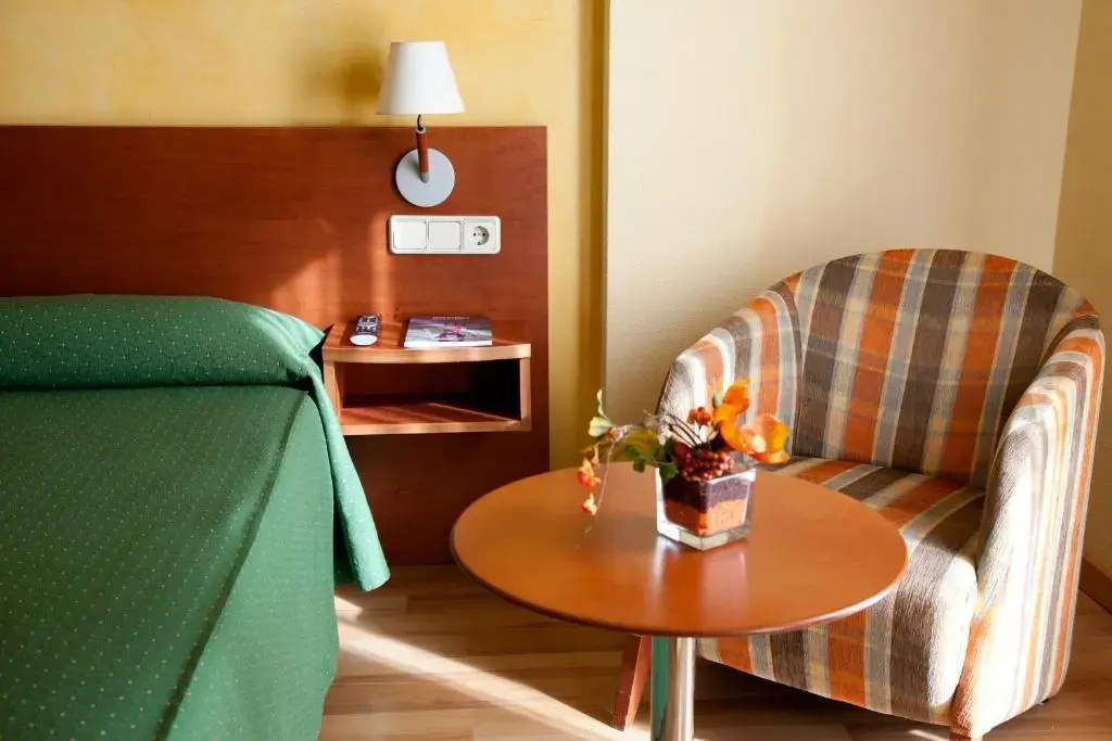 Economy room