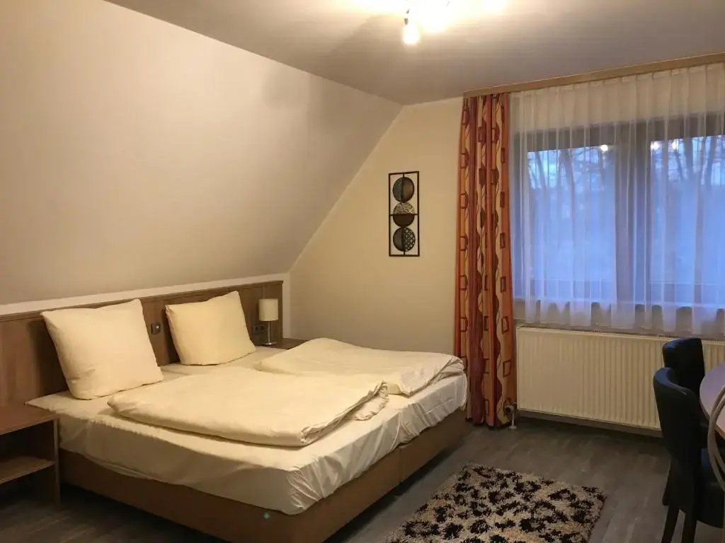 Pension-Apartments Schwalbennest - Chambres