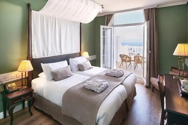 Standard Double room with balcony (twin beds)