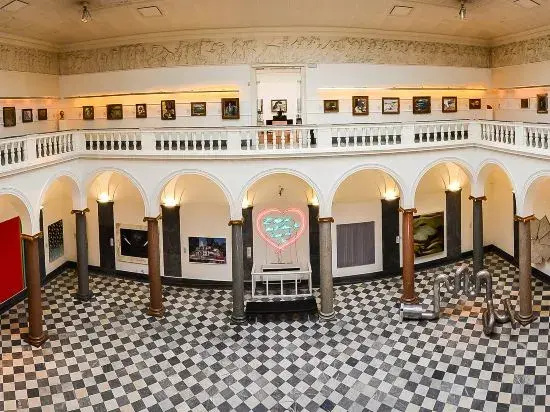 Business Centre