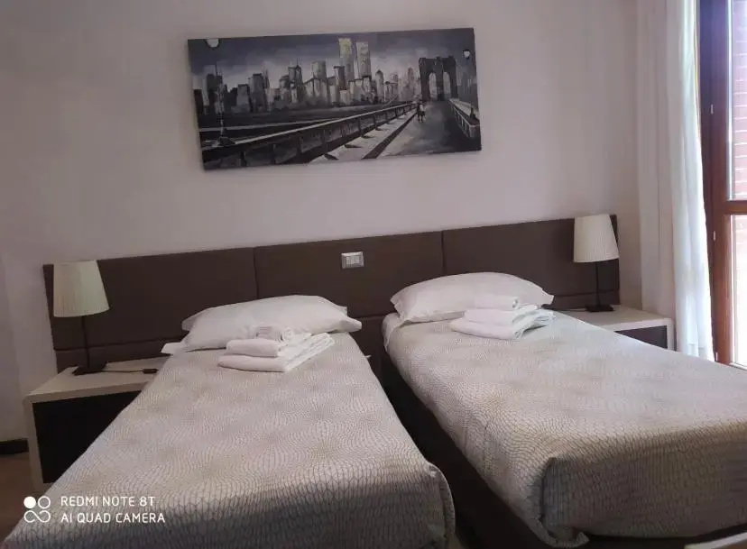Standard Double room with garden view (full double bed)