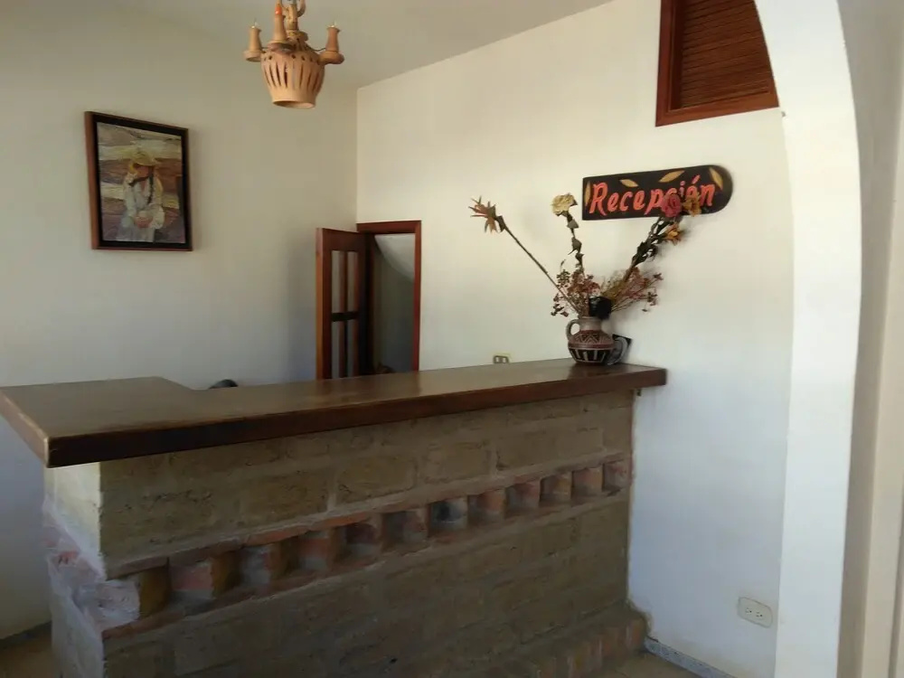 Lobby & Reception