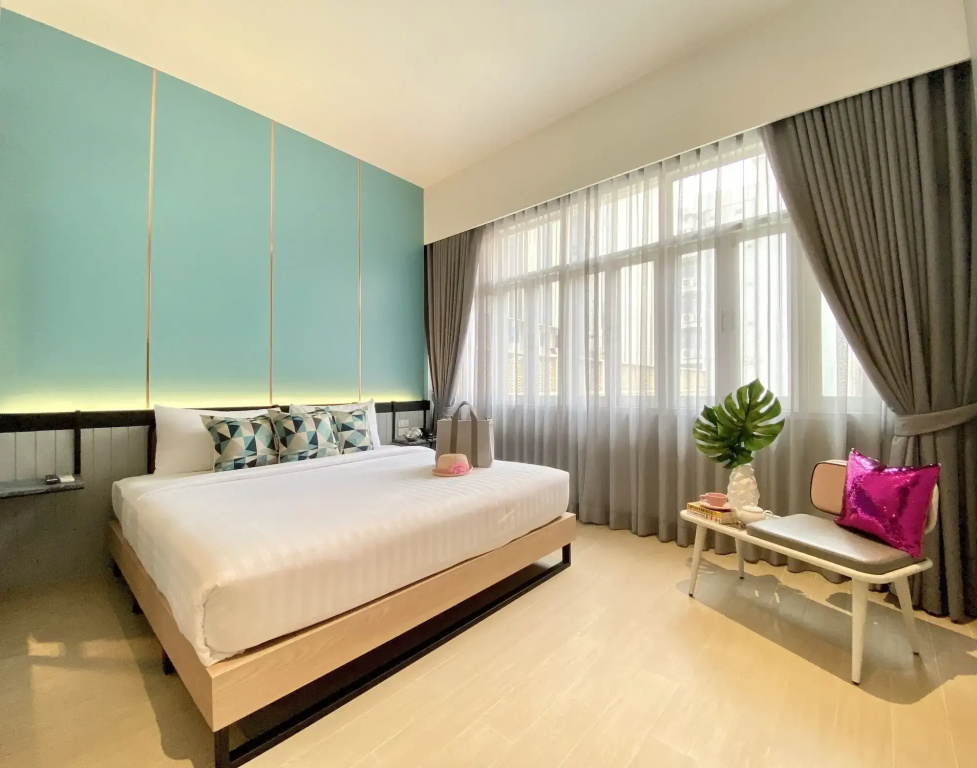 Отель Miami Hotel в Бангкоке
