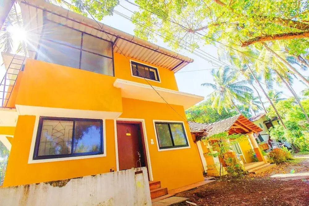 OYO 18897 Home Elegant 3BHK Villa Parra
