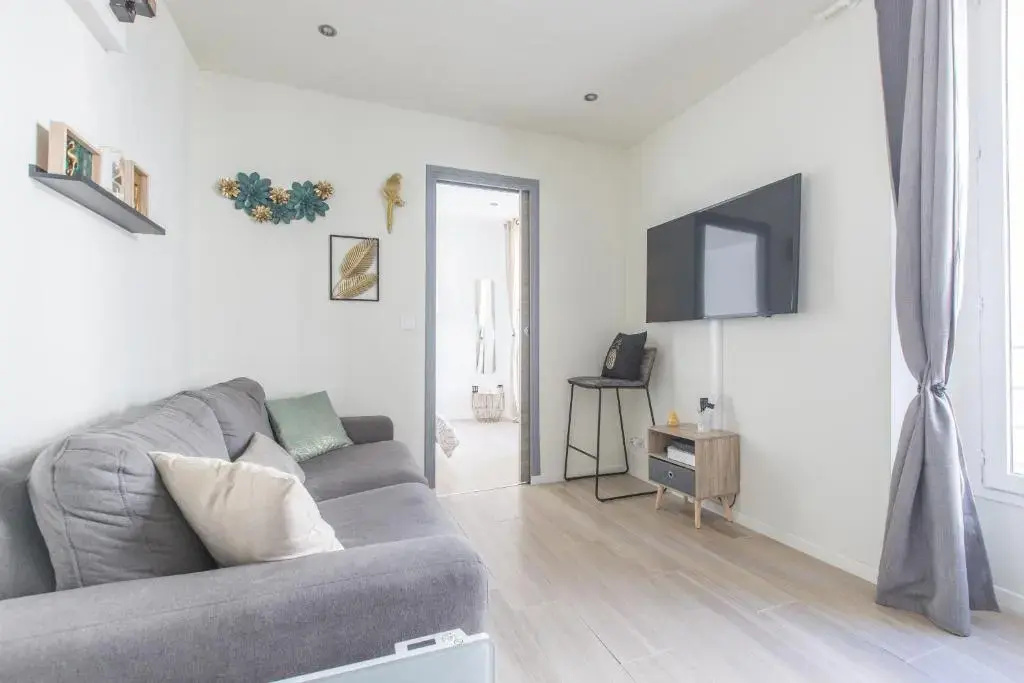 Voir la photo 3 — Cute Affordable 1-Br Minutes From Cannes Center