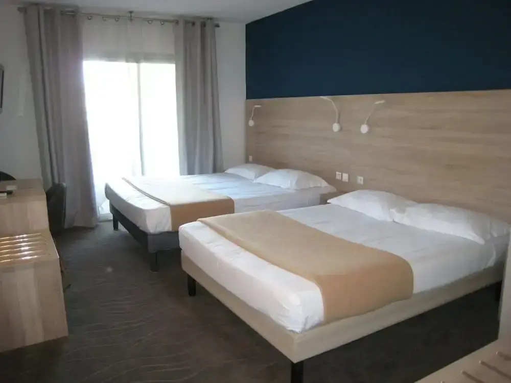 Standard Quadruple room