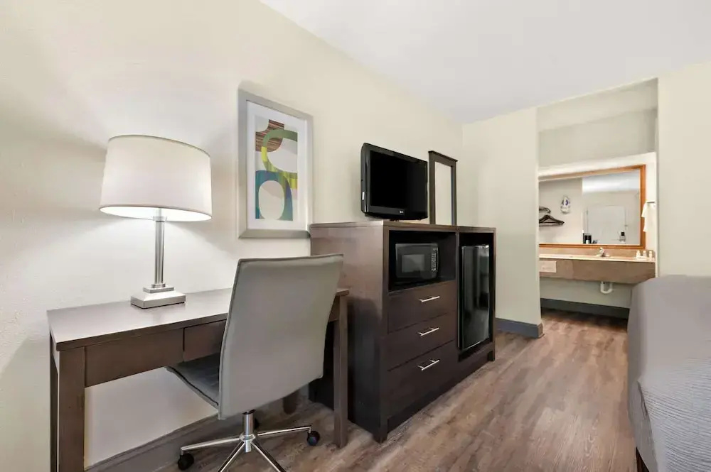 Standard Double Basement room (full double bed)