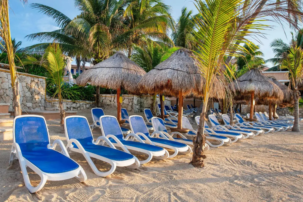 PA Beach Club & Hotel - Général