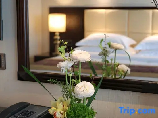 Deluxe Double Suite (twin beds)