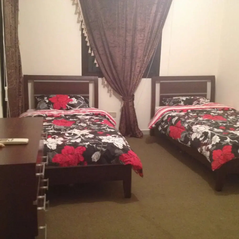 3 Bedrooms Apartment with mountain view