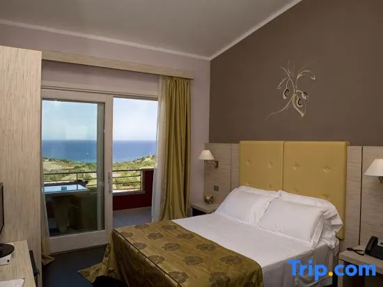 Classic Double room with sea view (full double bed)