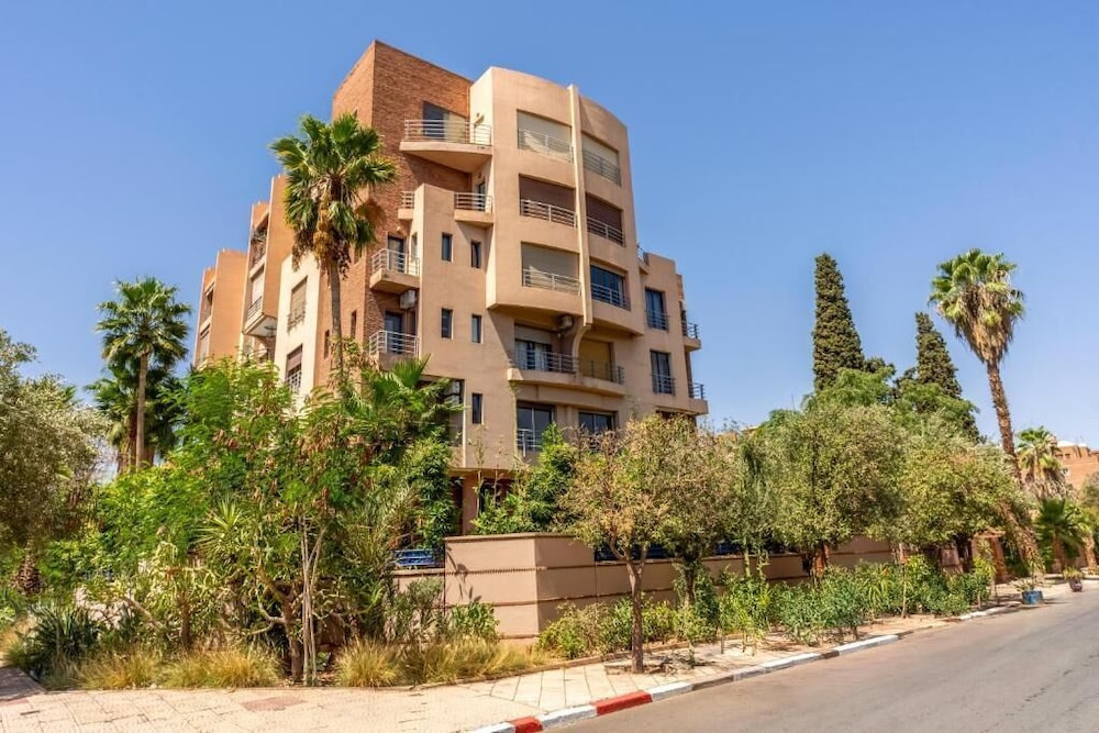 Hivernage Luxury 2BR Parking