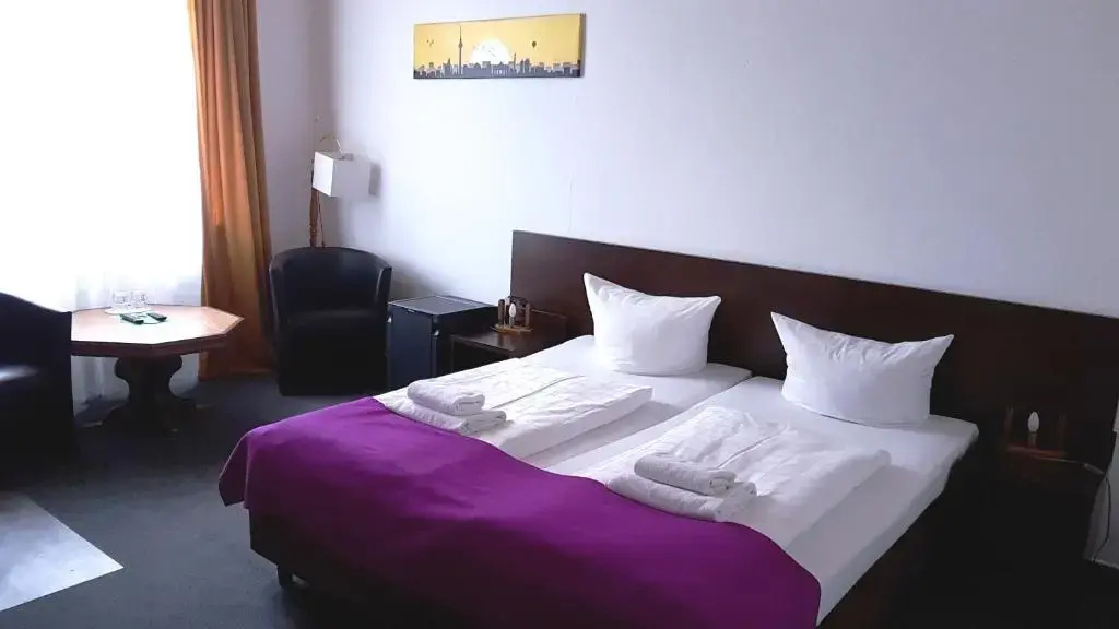 Standard Double room (full double bed)