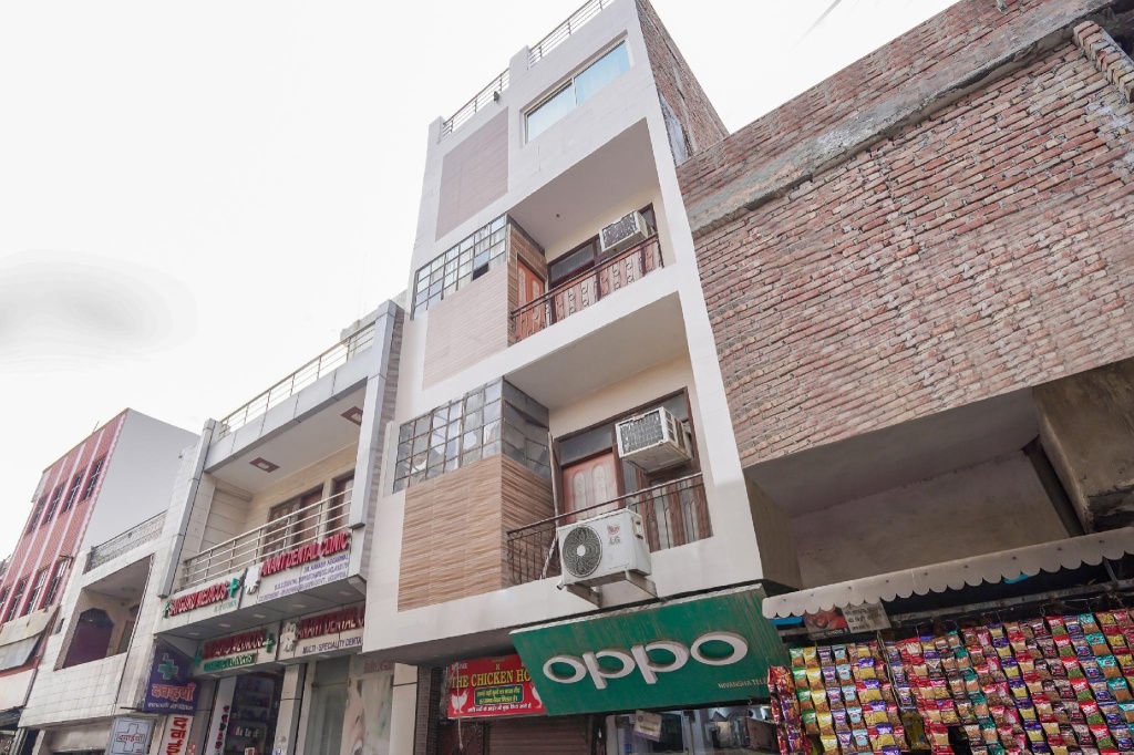 Hazel Residency by OYO Rooms