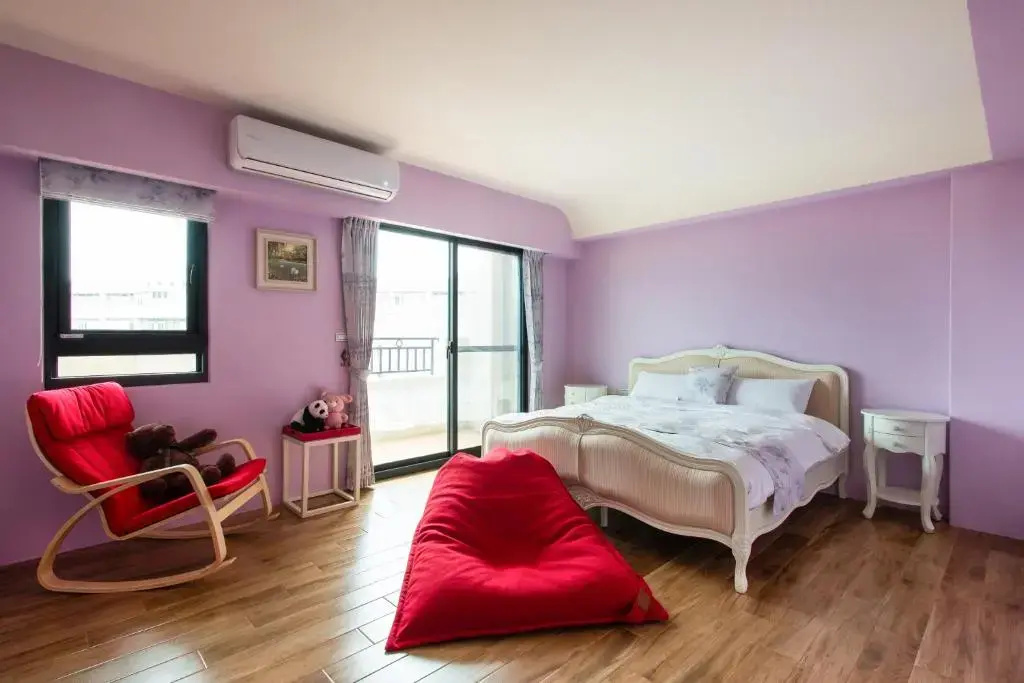Standard Double room with balcony (full double bed)