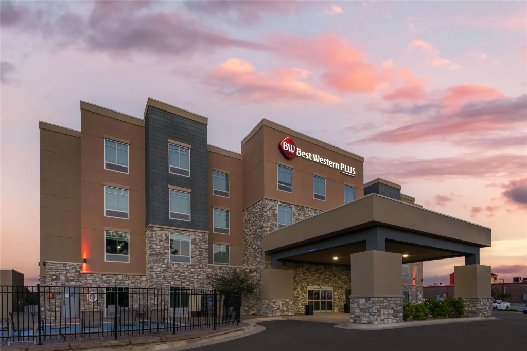 Best Western Plus McPherson