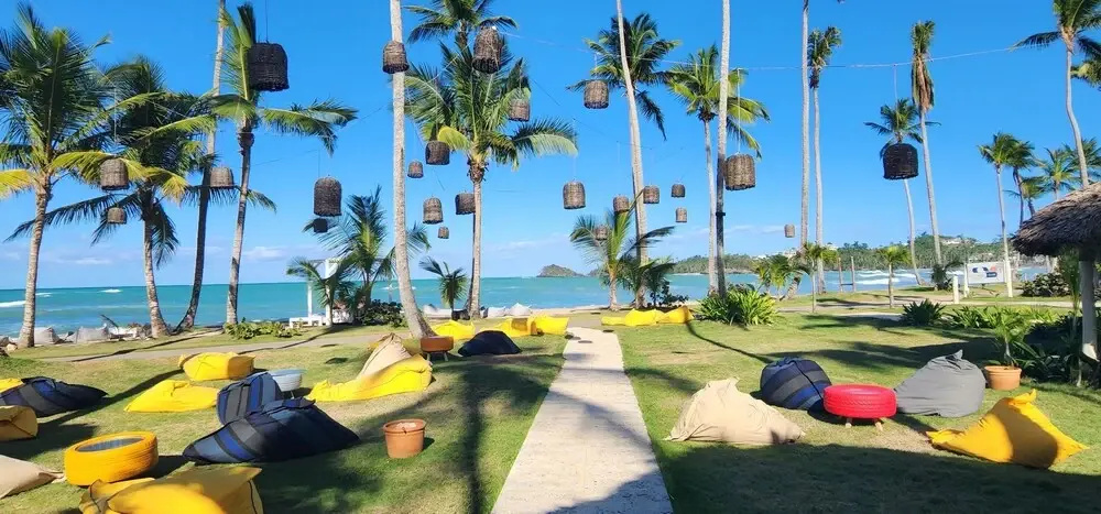 Beach & Waterfront
