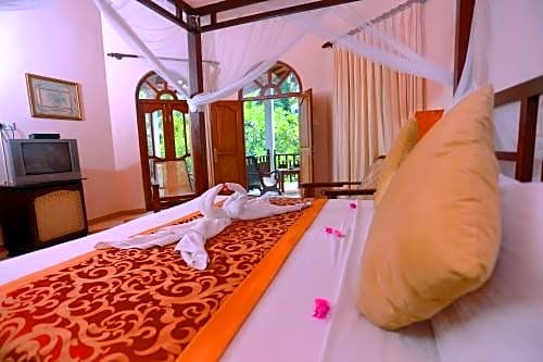 Hotel Bentota Village