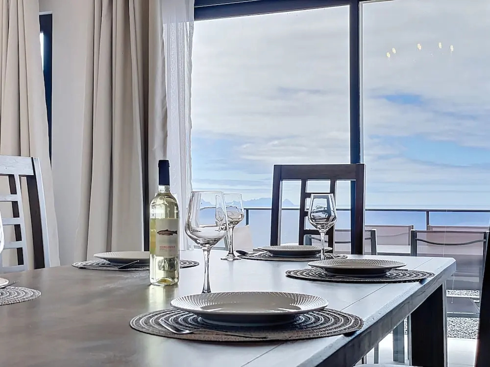 Blue Outlook Retreat by Atlantic Holiday
