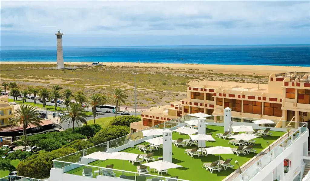 Beach & Waterfront
