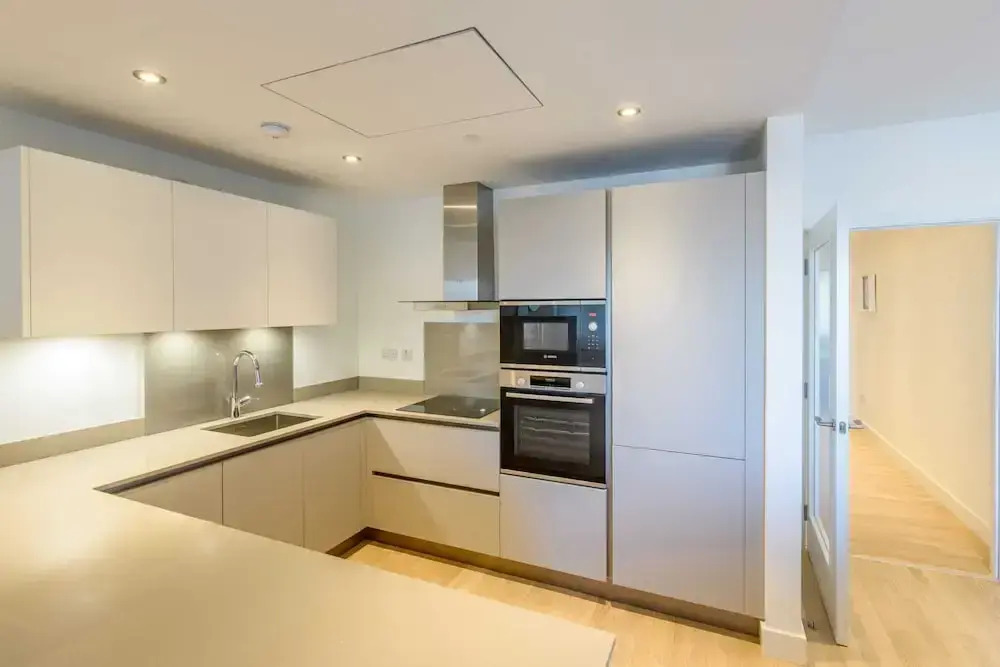 Luxury Modern Apartment With Exceptional Views! Hosted by Sweetstay - фото 25