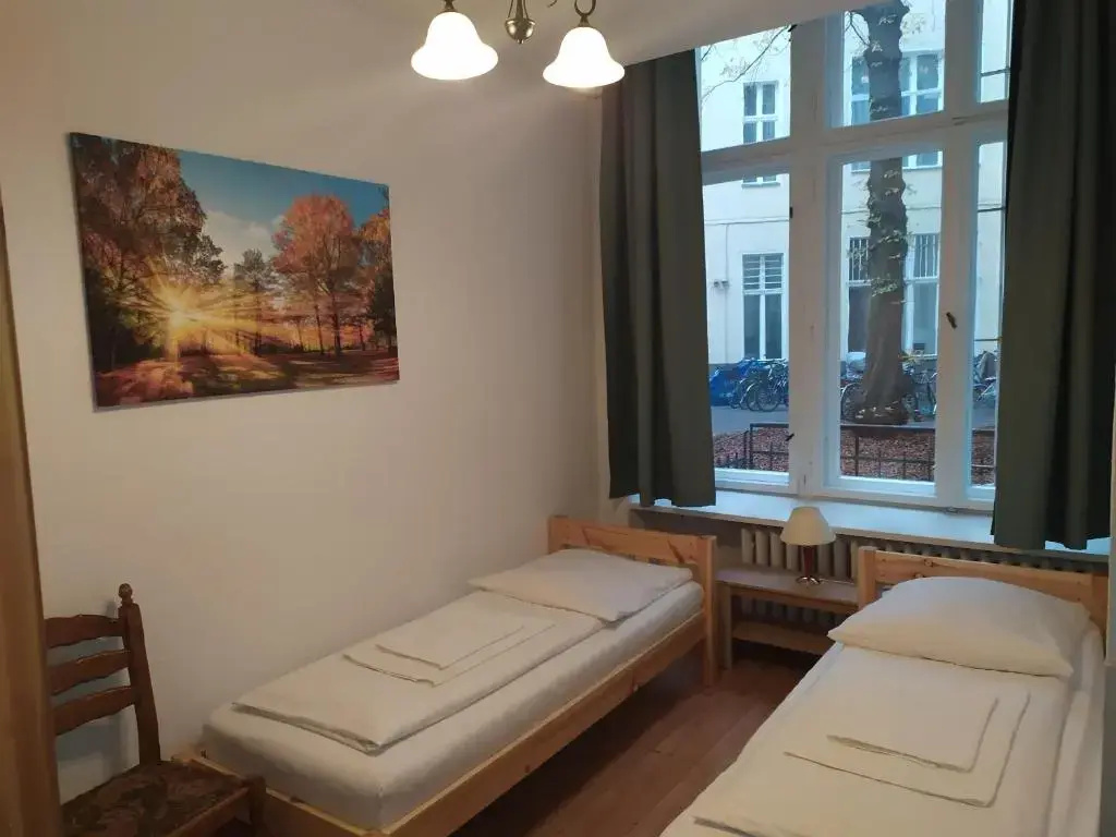 Standard Double room (twin beds)