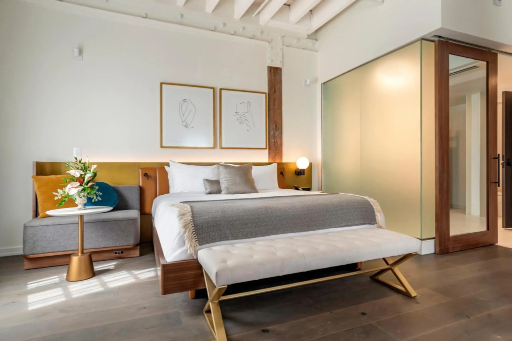 ONE11 Hotel — 2
