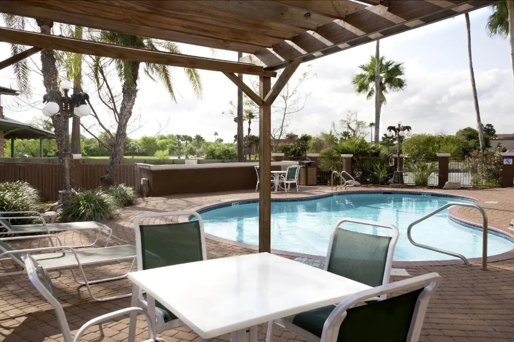 Holiday Inn Express Hotel & Suites Brownsville by IHG - Général