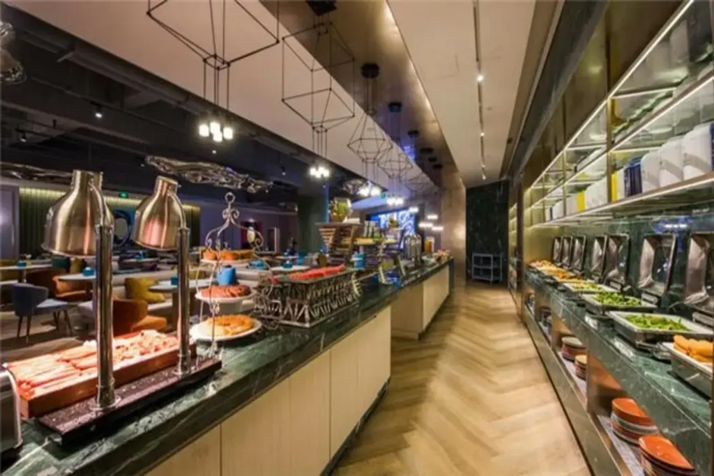Food & Beverage