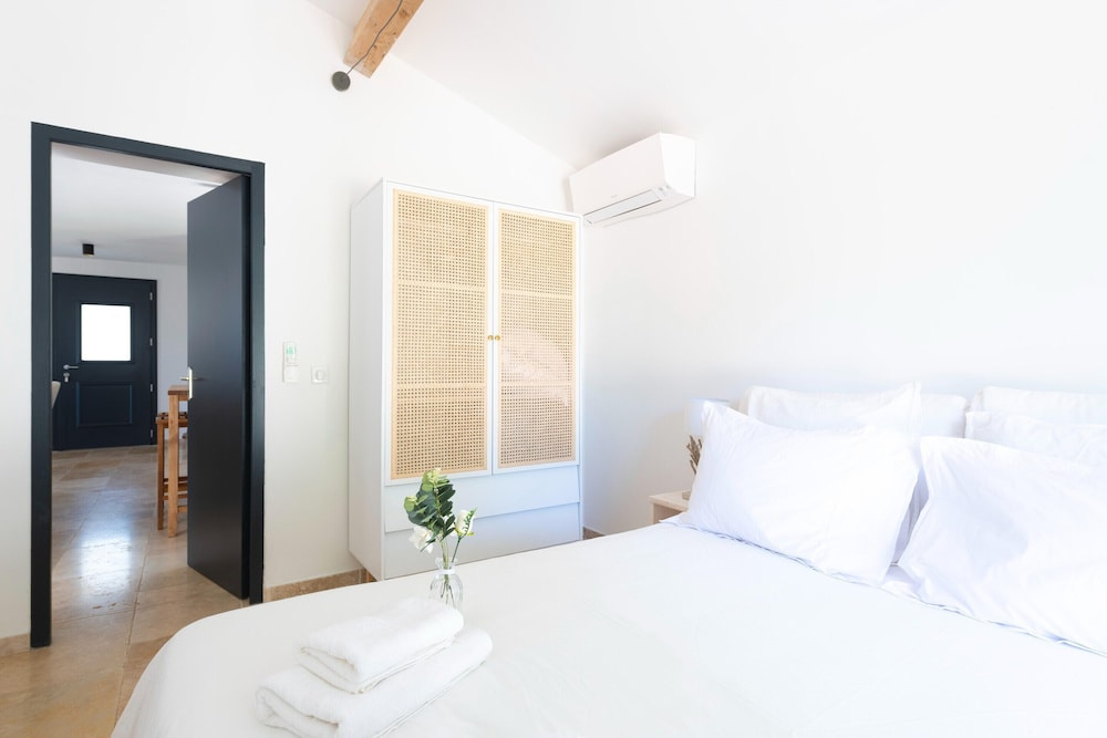 Voir la photo 2 — Charming Holiday Home With Private Garden
