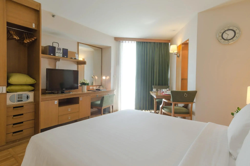 Superior Double room (full double bed)