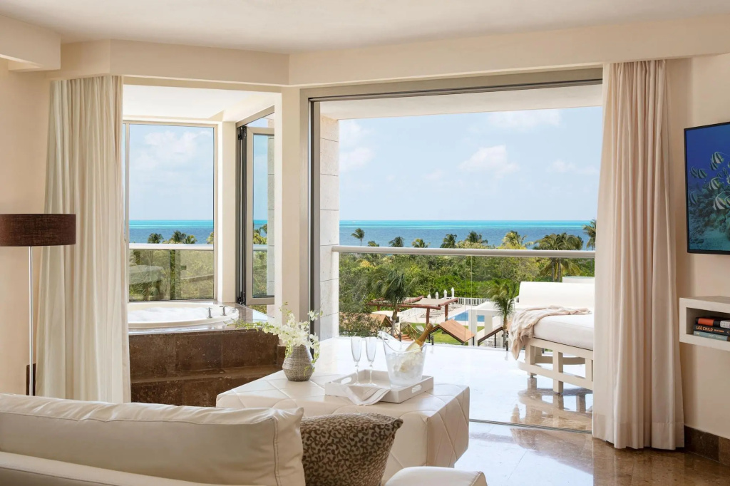 Beloved Playa Mujeres - Couples Only All Inclusive — Playa Mujeres, Quintana Roo