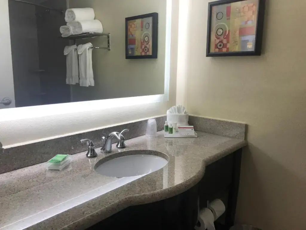 Holiday Inn Orlando East - UCF Area by IHG - Chambres