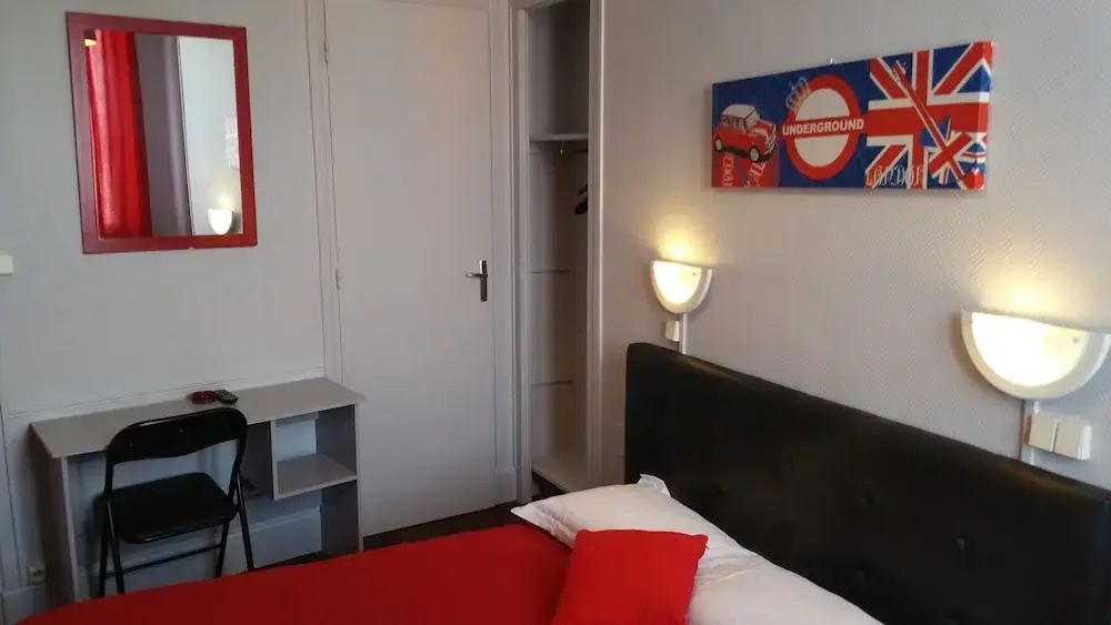 Economy room