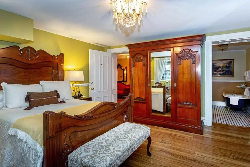 Classic room