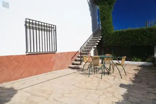 UHC Acacias Apartments
