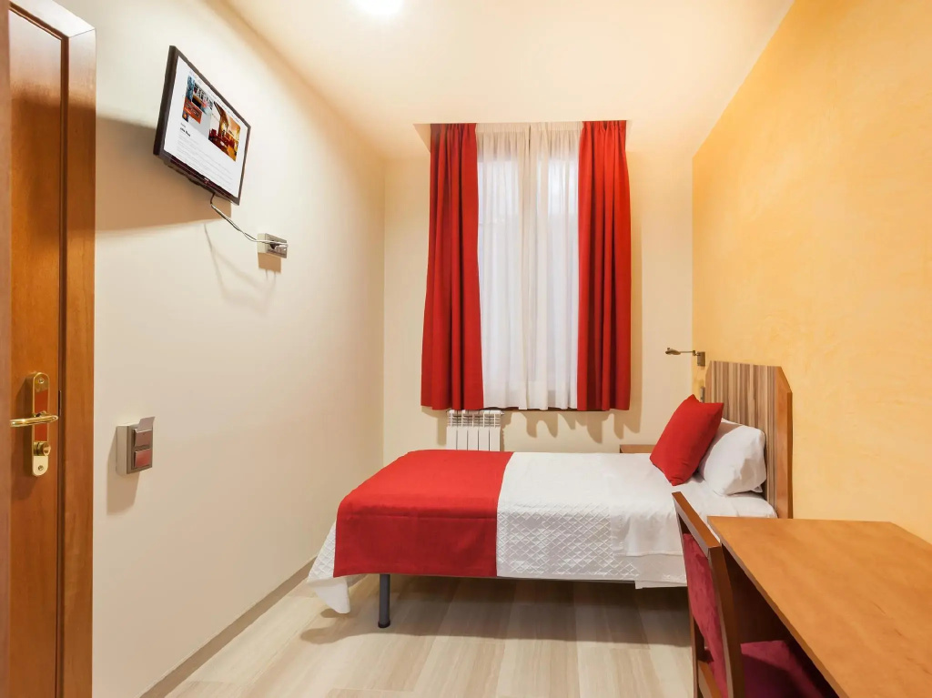 Standard Single room
