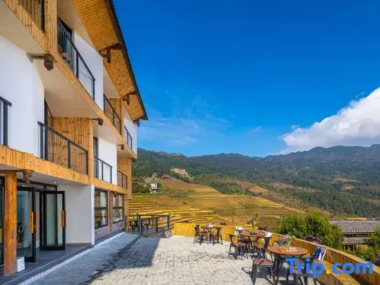 Yunyaqinqi Guesthouse