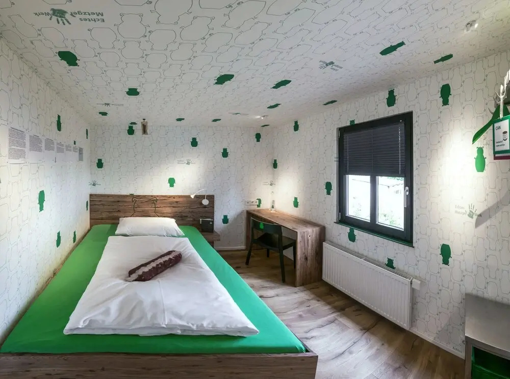 Bratwursthotel — 5