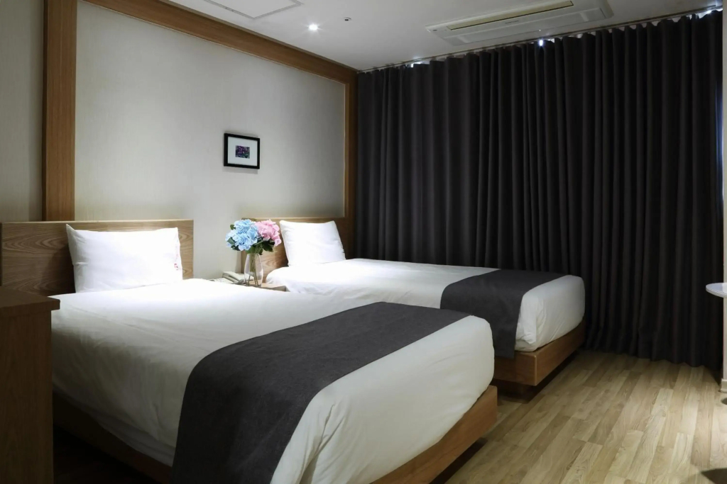 The Hotel Yeong Jong - фото 16