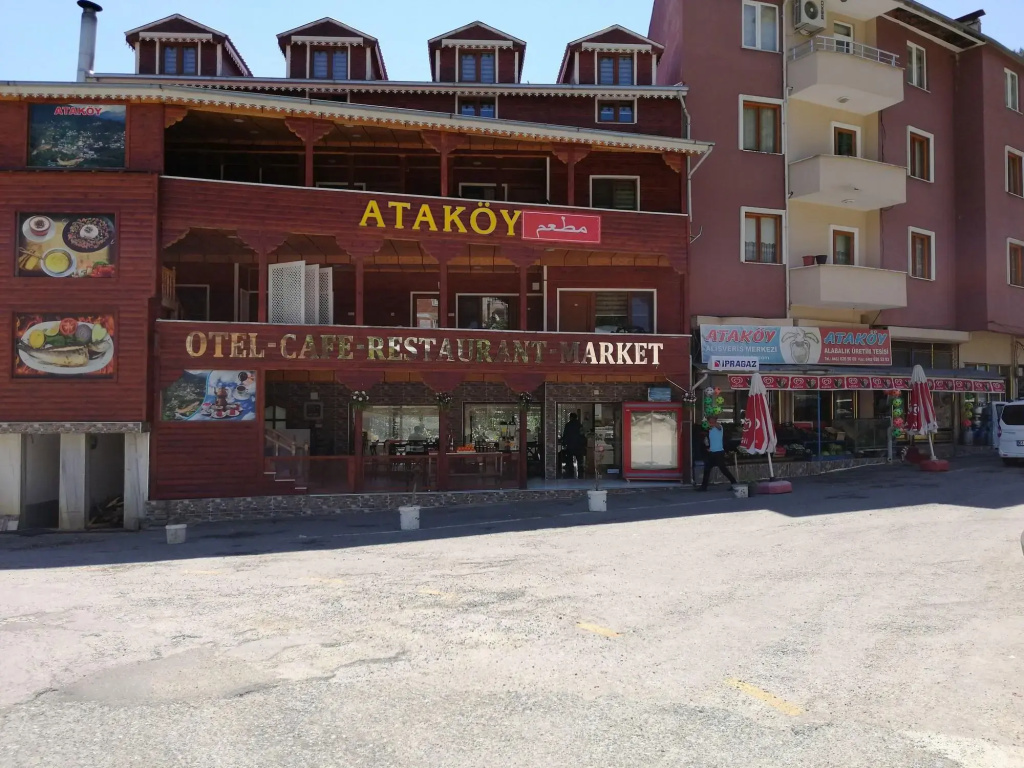 Atakoy Hotel Cafe Restaurant