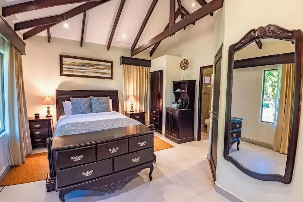 Marenaz Oceanfront Resort - фото 5