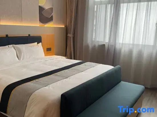Superior Double room (full double bed)