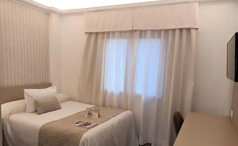 Hotel Plaza del Castillo - Chambres