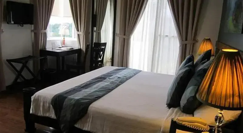 Standard Double room with balcony (full double bed)