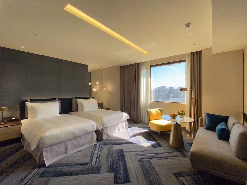 Monarch Plaza Hotel - Chambres