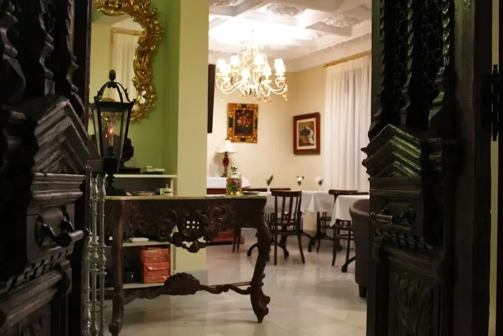 Hotel photo 12