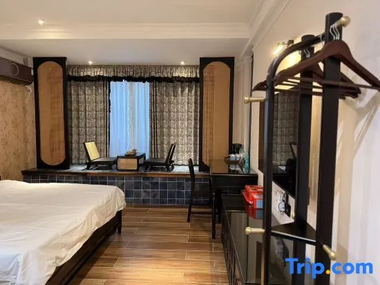 5 Bedrooms Standard room