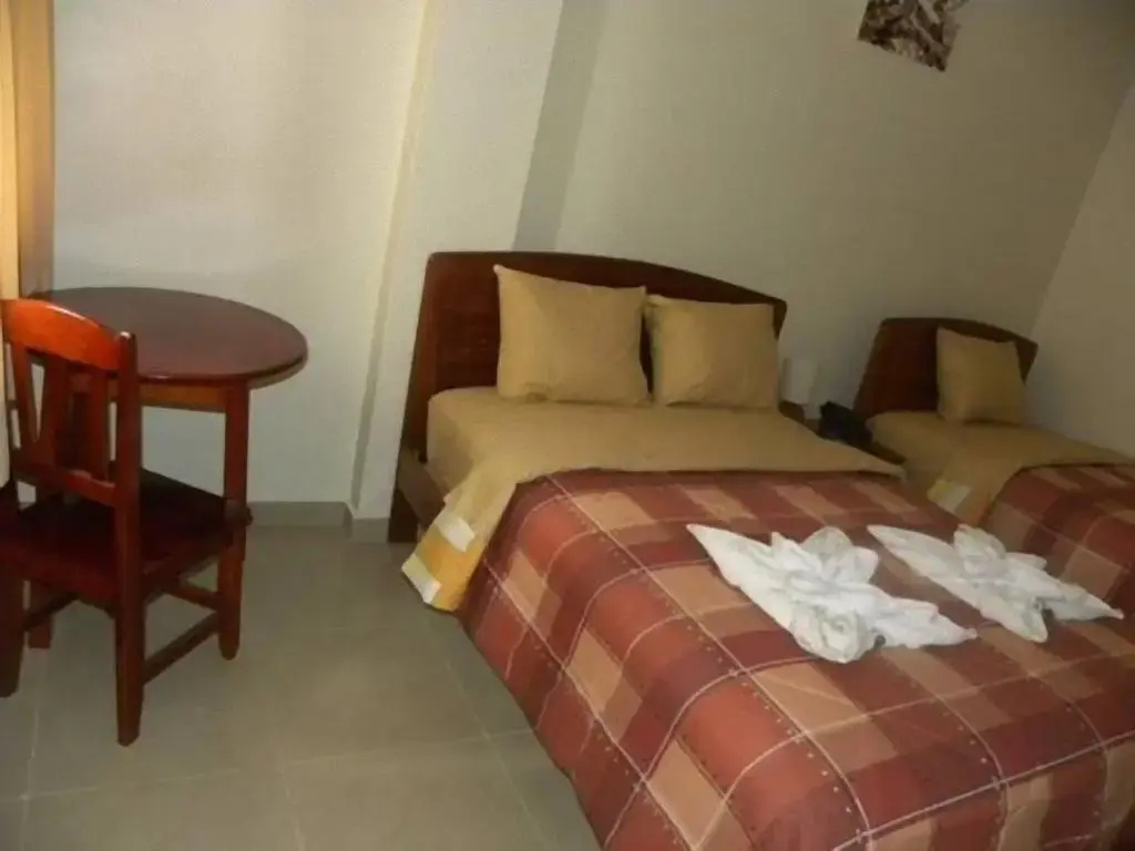 Hotel Jose Antonios Inn - Chambres