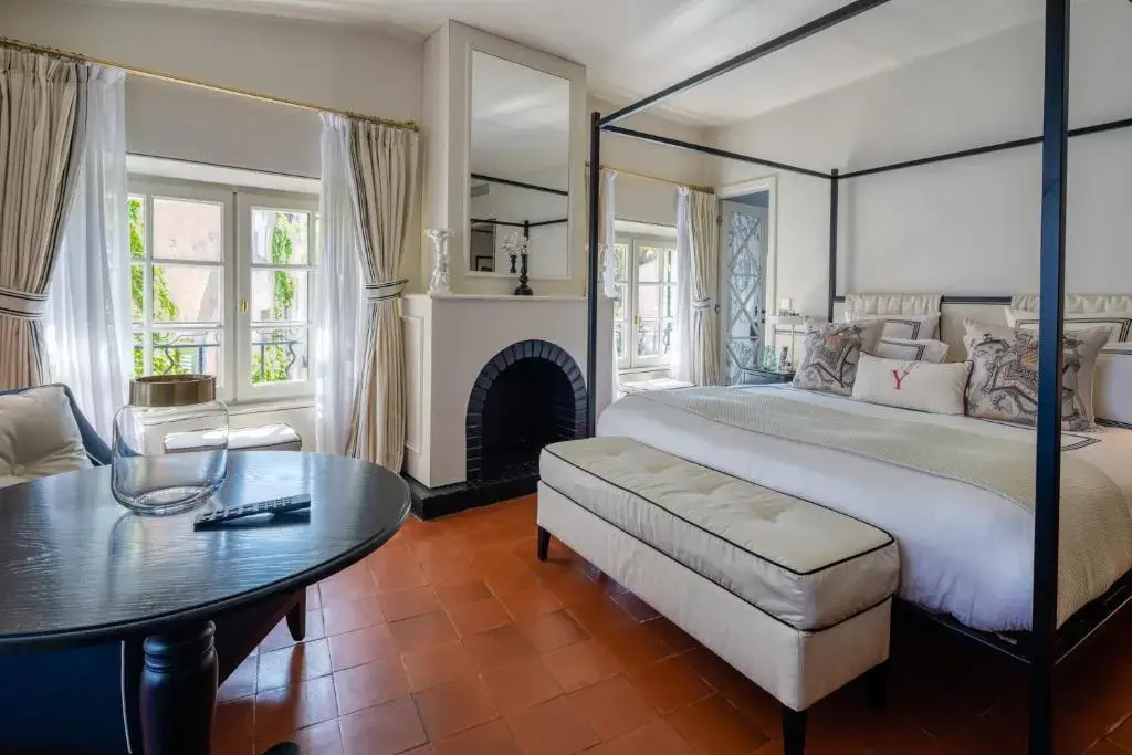 Deluxe Double room with sea view (full double bed)